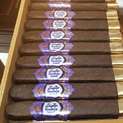 Royalty Cigars Box-Pressed Coffer Robusto | San Andrés Wrapper | Medium-Full Body